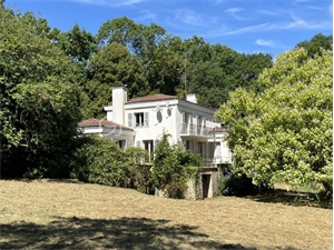 maison d'architecte à la vente -   87100  LIMOGES, surface 220 m2 vente maison d'architecte - UBI476890433